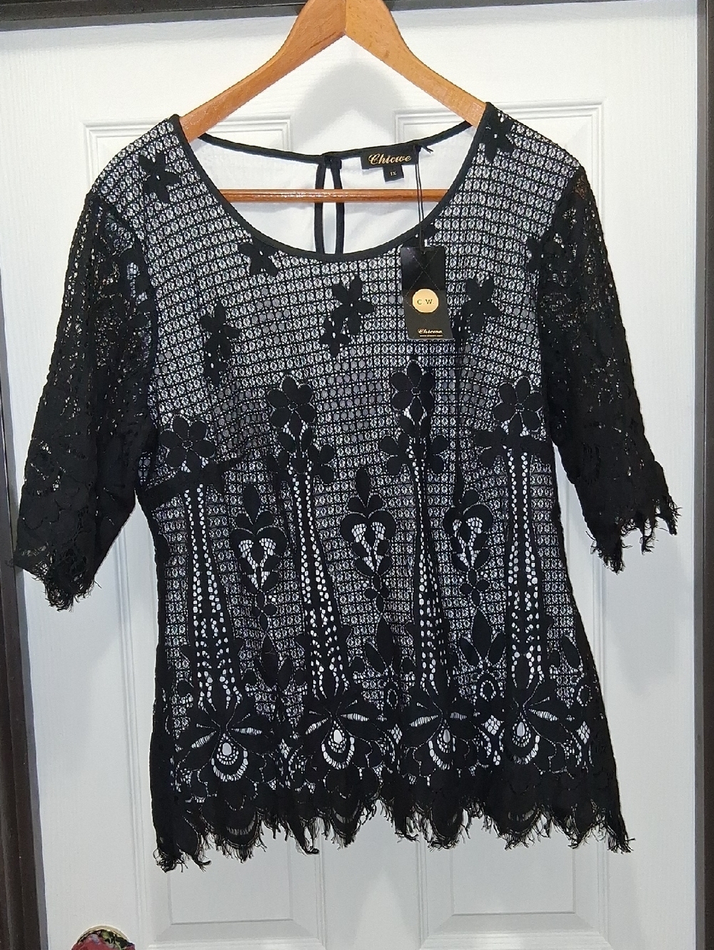 Chicwe Black Lace Top - Picture 1 of 7